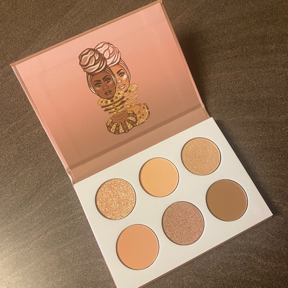 Juvia's Place The Nudes Eyeshadow Palette